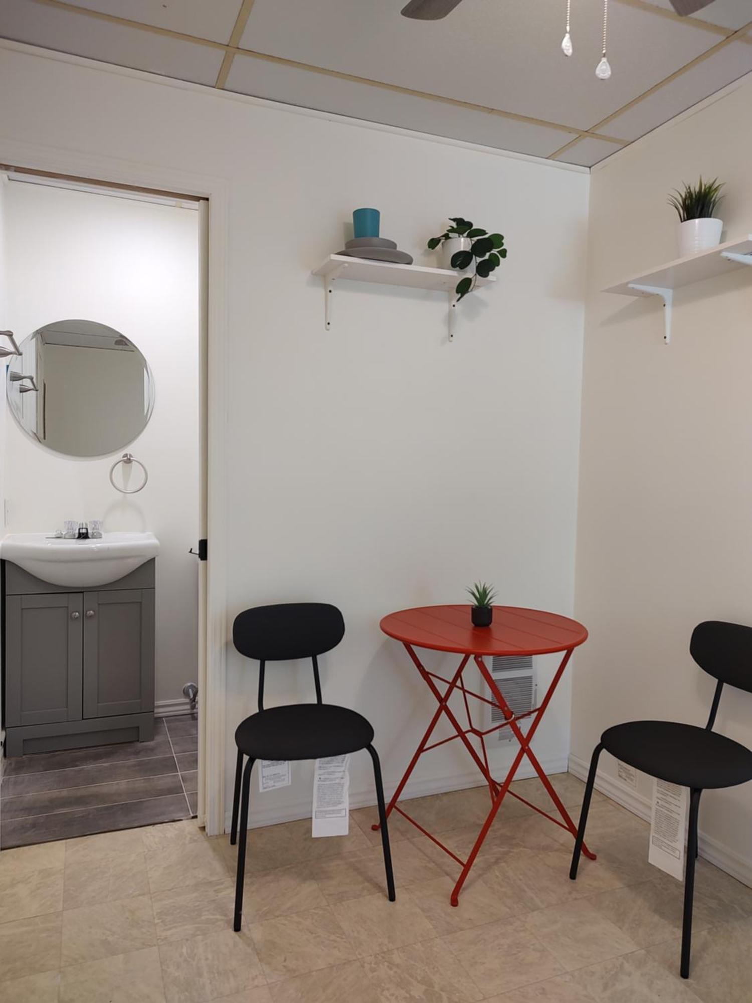 Welcome To Airbnb Saint-Jean-sur-Richelieu Zimmer foto